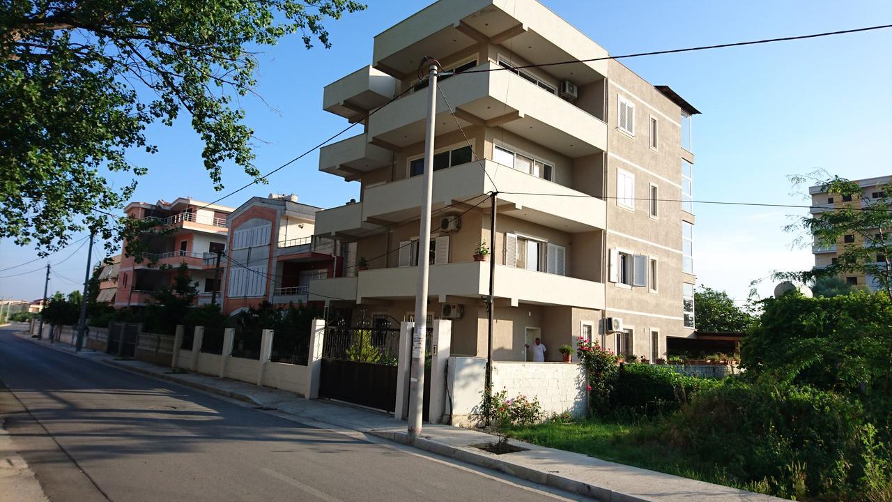 Kulla E Vekut Apartment Драч Екстериор снимка