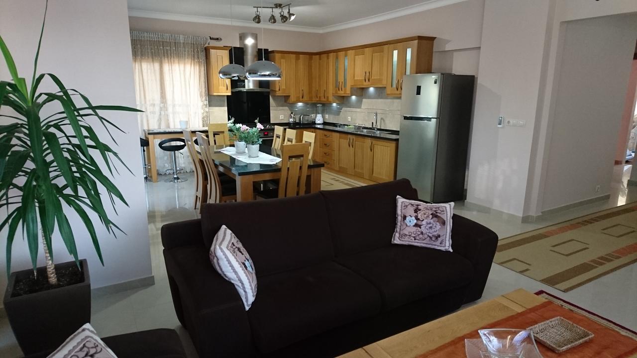 Kulla E Vekut Apartment Драч Екстериор снимка